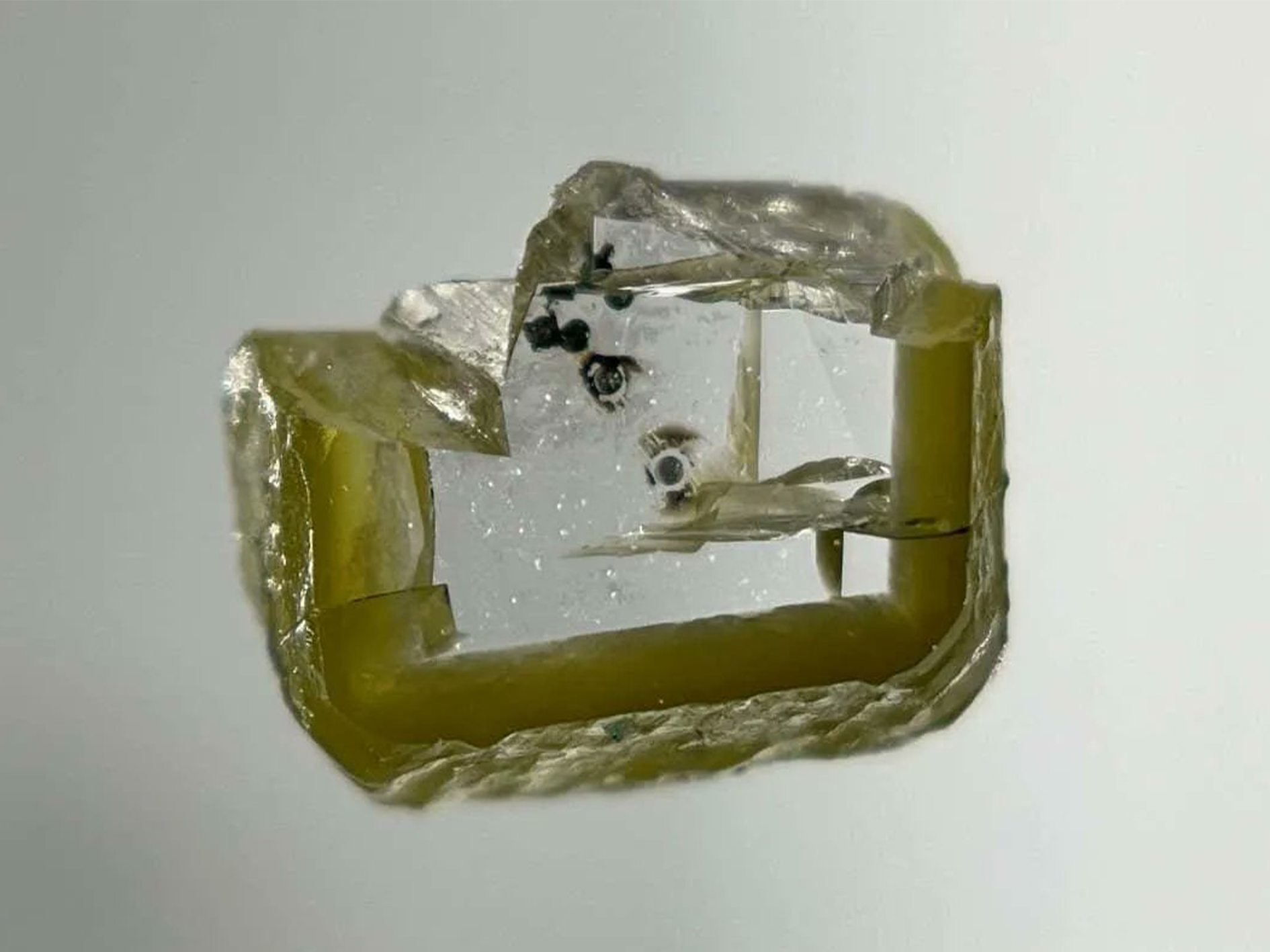 В древнем алмазе нашли ранее неизвестный минерал из мантии Земли