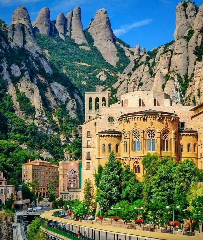 Испания - монастырь Монтсеррат
