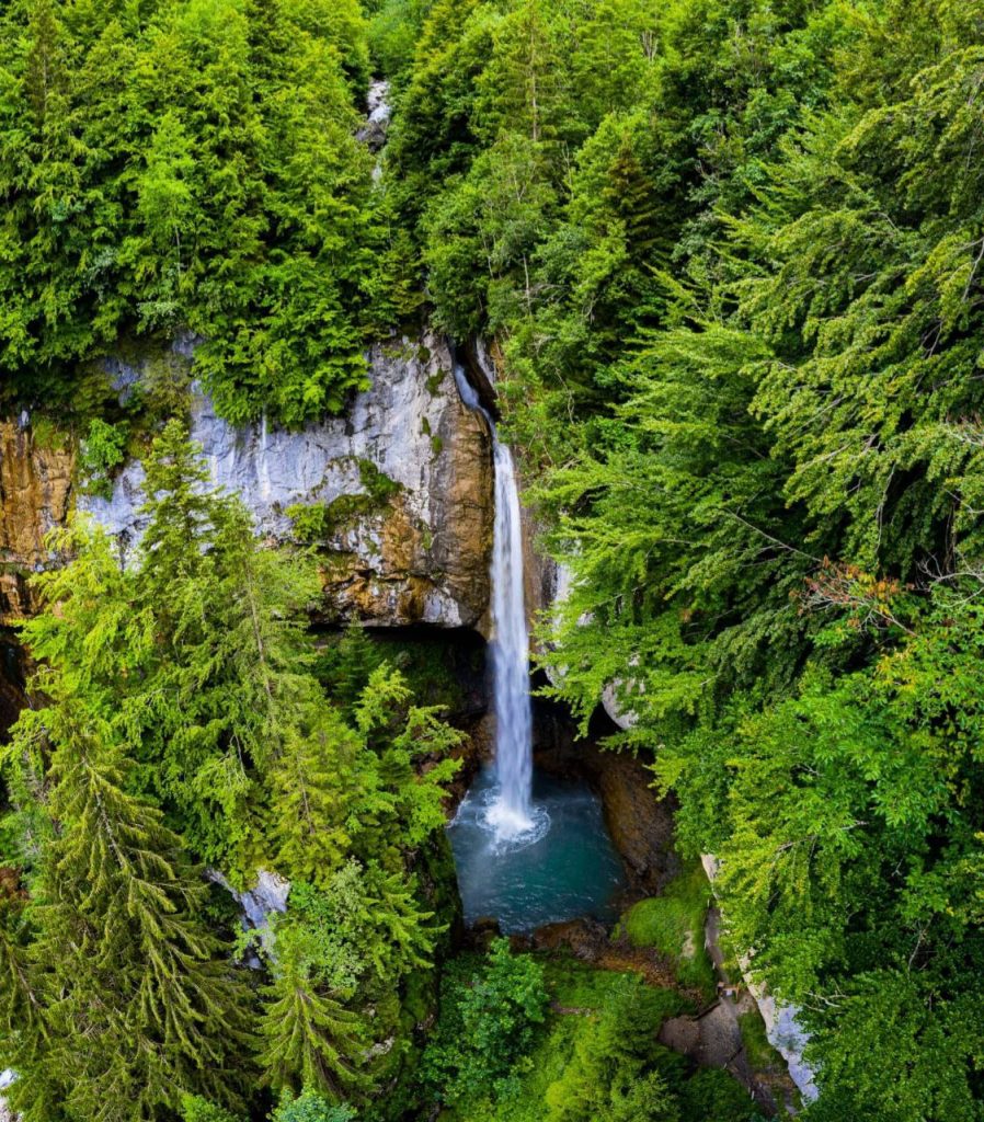 Швейцария - водопад Берглиштюбер