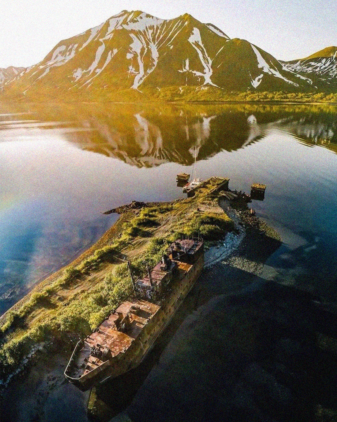 Замки петропавловск камчатский. Бухта Бечевинская Камчатка. Бечевинка Финвал. Петропавловск Камчатский 54 бухта Бечевинская. Бухта Финвал Камчатка.