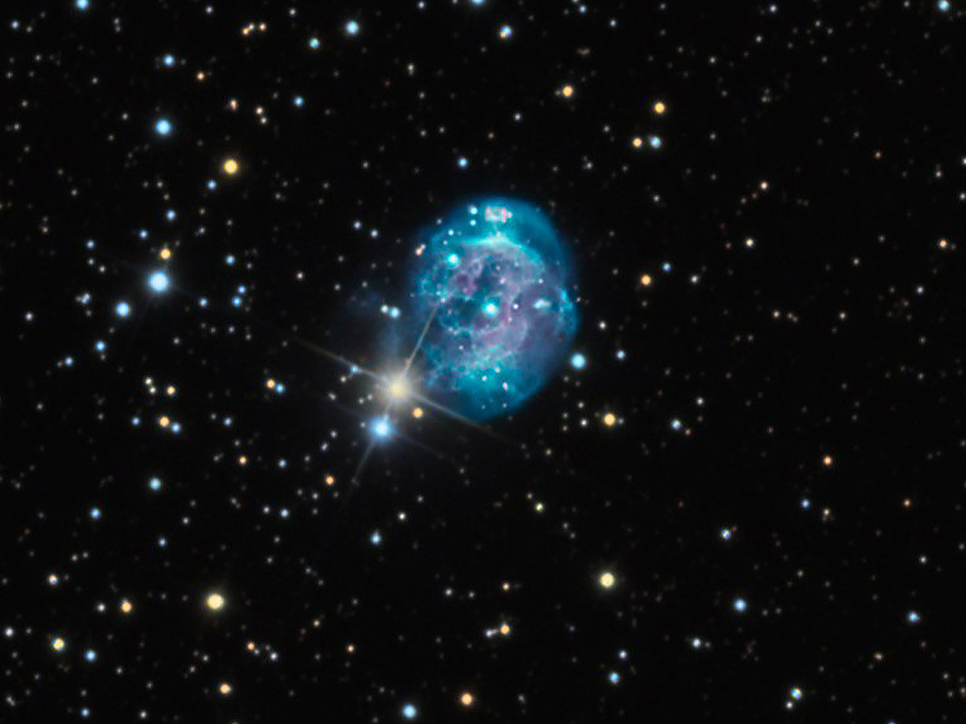 Планетарная туманность (NGC 7008)