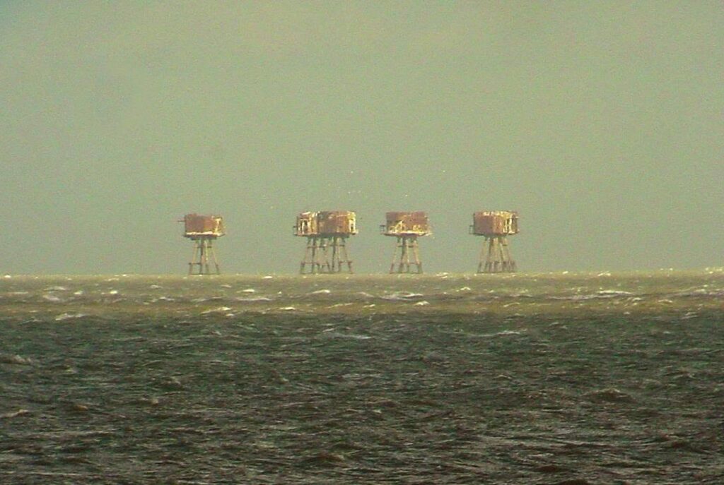 Морские форты Манселла: ржавеющие в Северном море