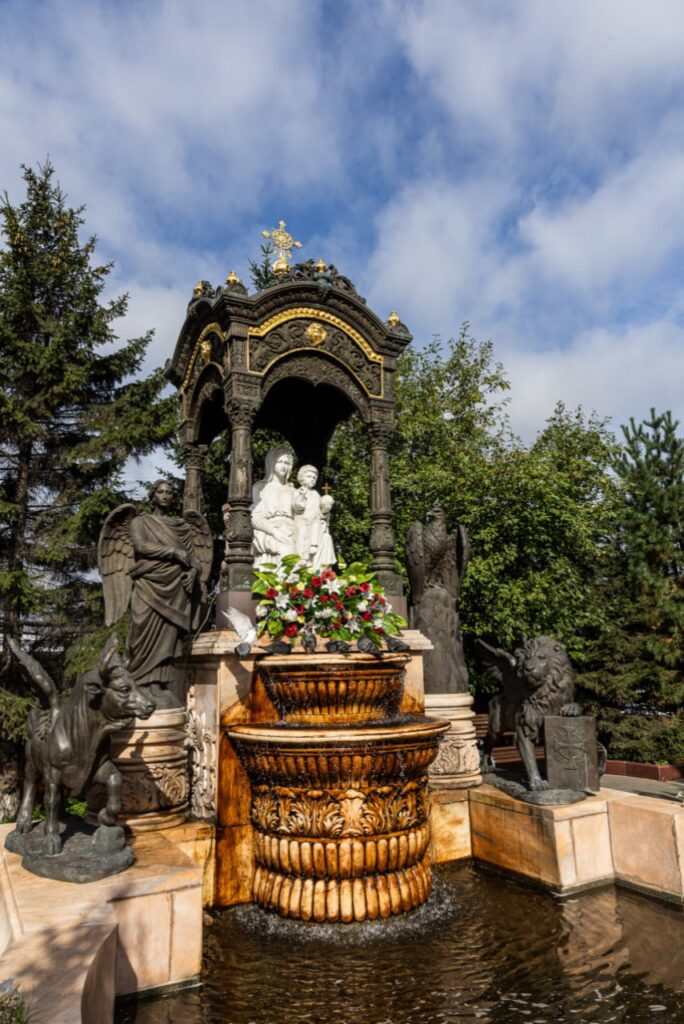 Казанская церковь в Иркутске: храм, связавший столетия